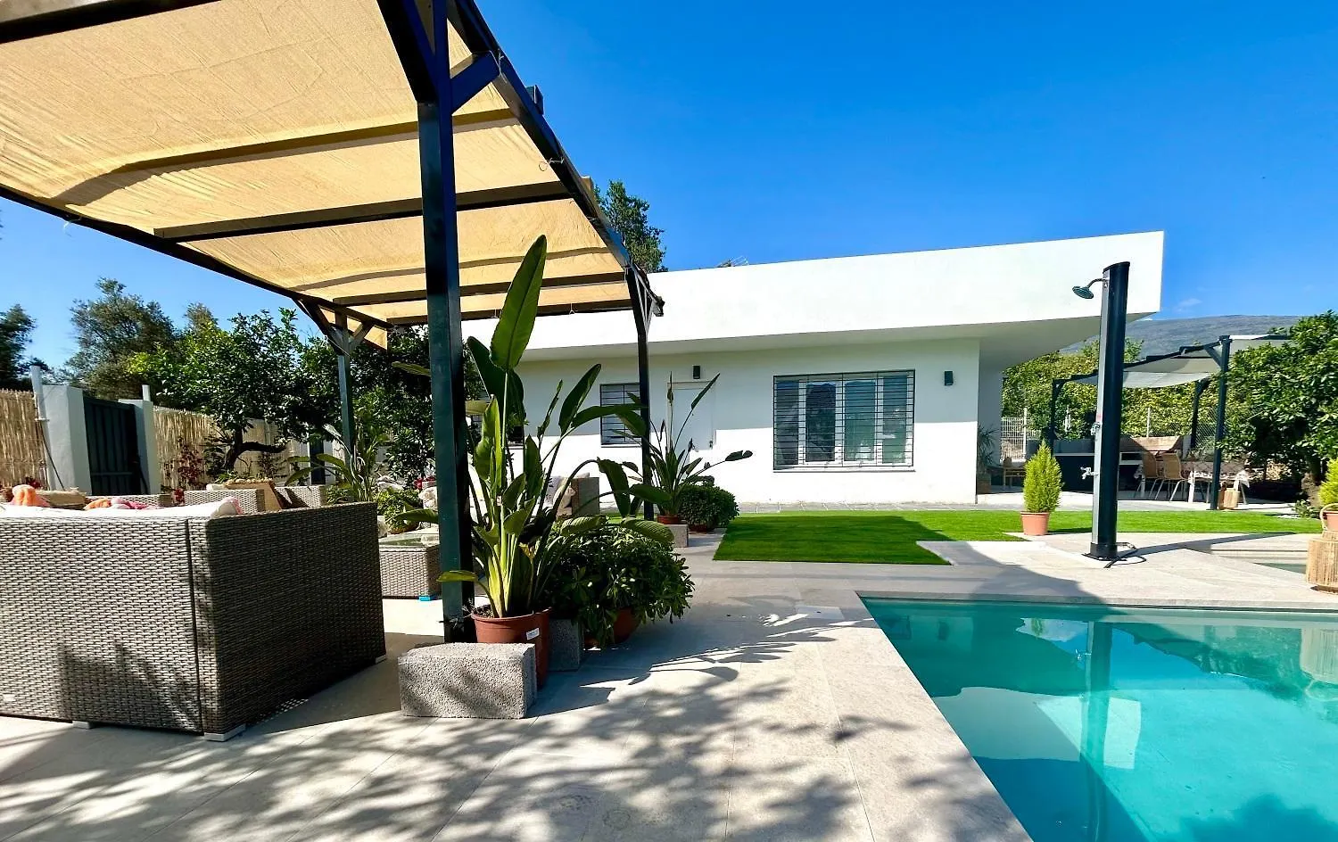 Gatu Villa Luna Melegis Tatil Evi