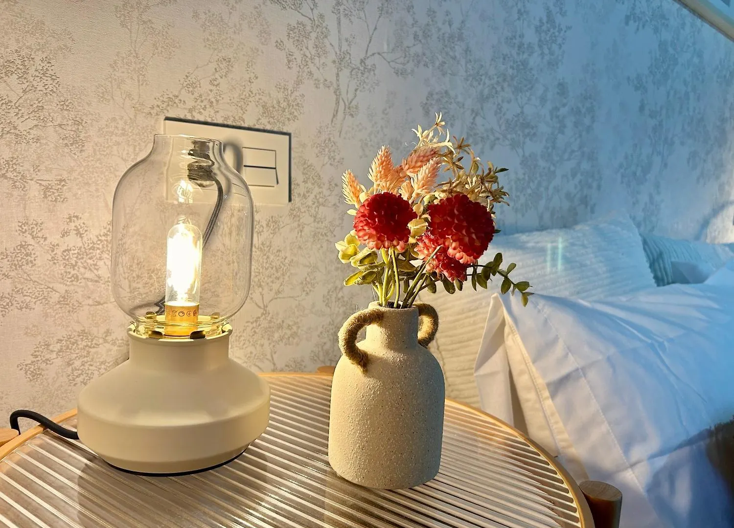 Gatu Villa Luna Melegis İspanya